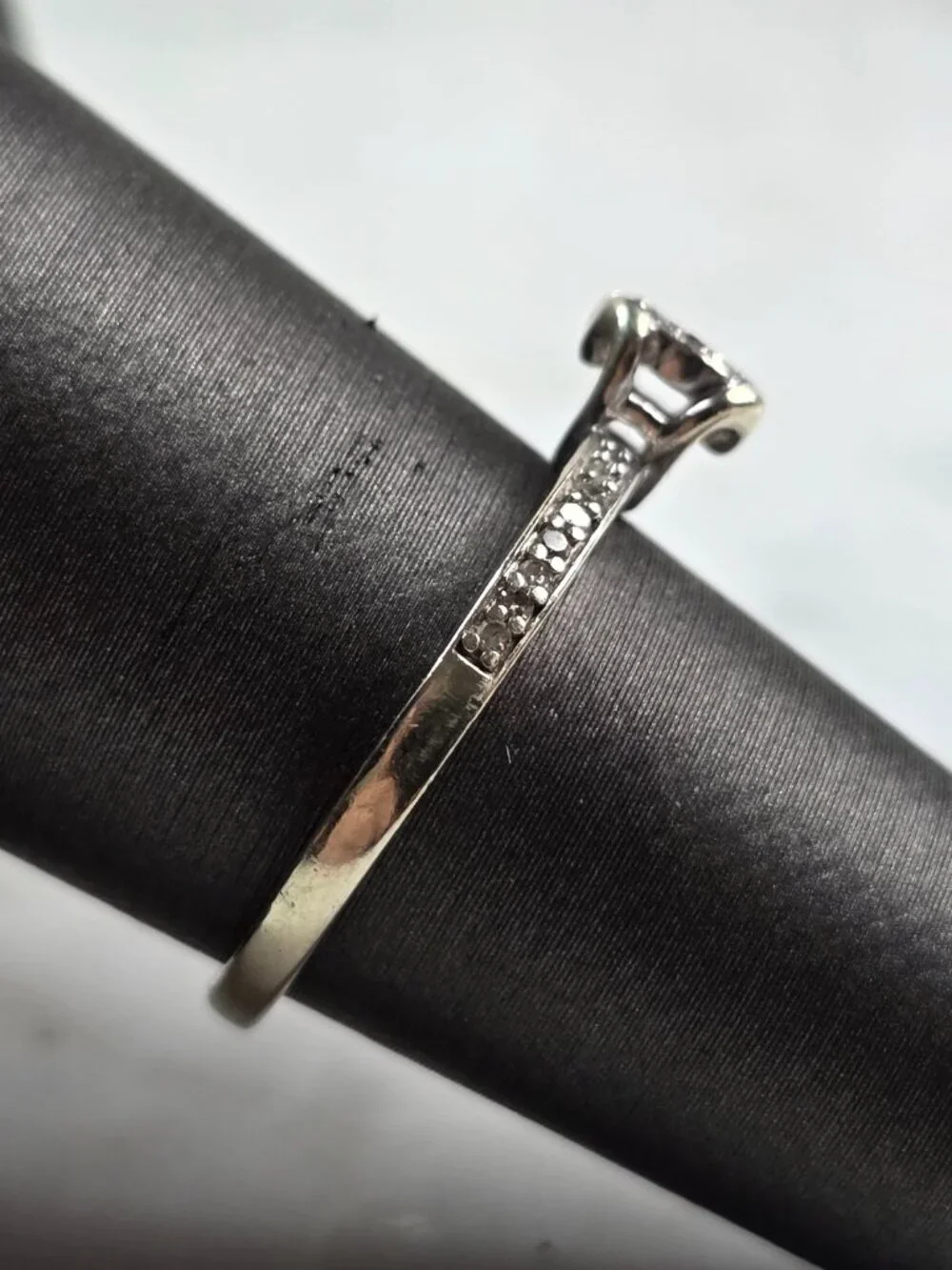 Womens Vintage Estate 10K White Gold Diamond Ring, 2.1g E5744